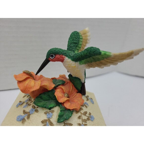 Set 2 Hummingbird Music Trinket Boxes Resin Glass Wings of Love - Picture 10 of 13